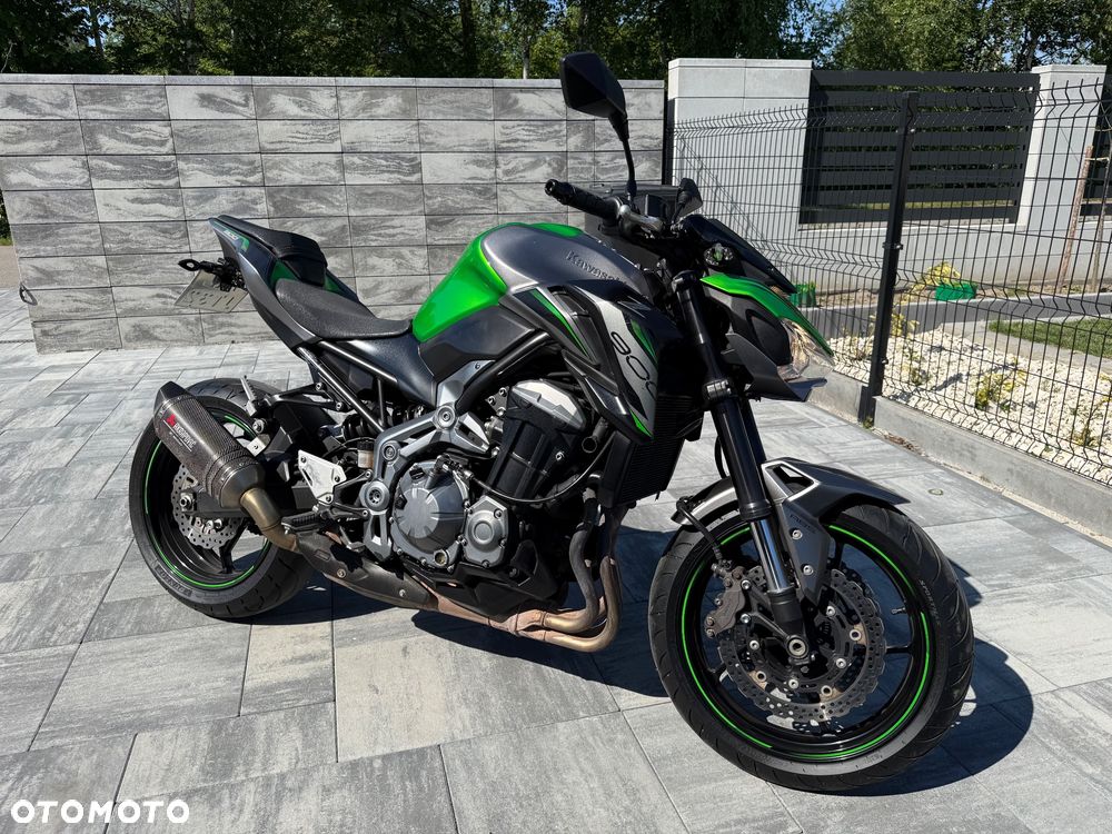 Kawasaki Z 900 - 6