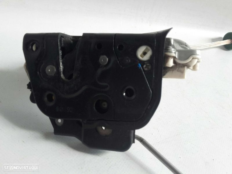 Fechadura / fecho porta frente direito AUDI A6 Allroad (4FH, C6) - 1