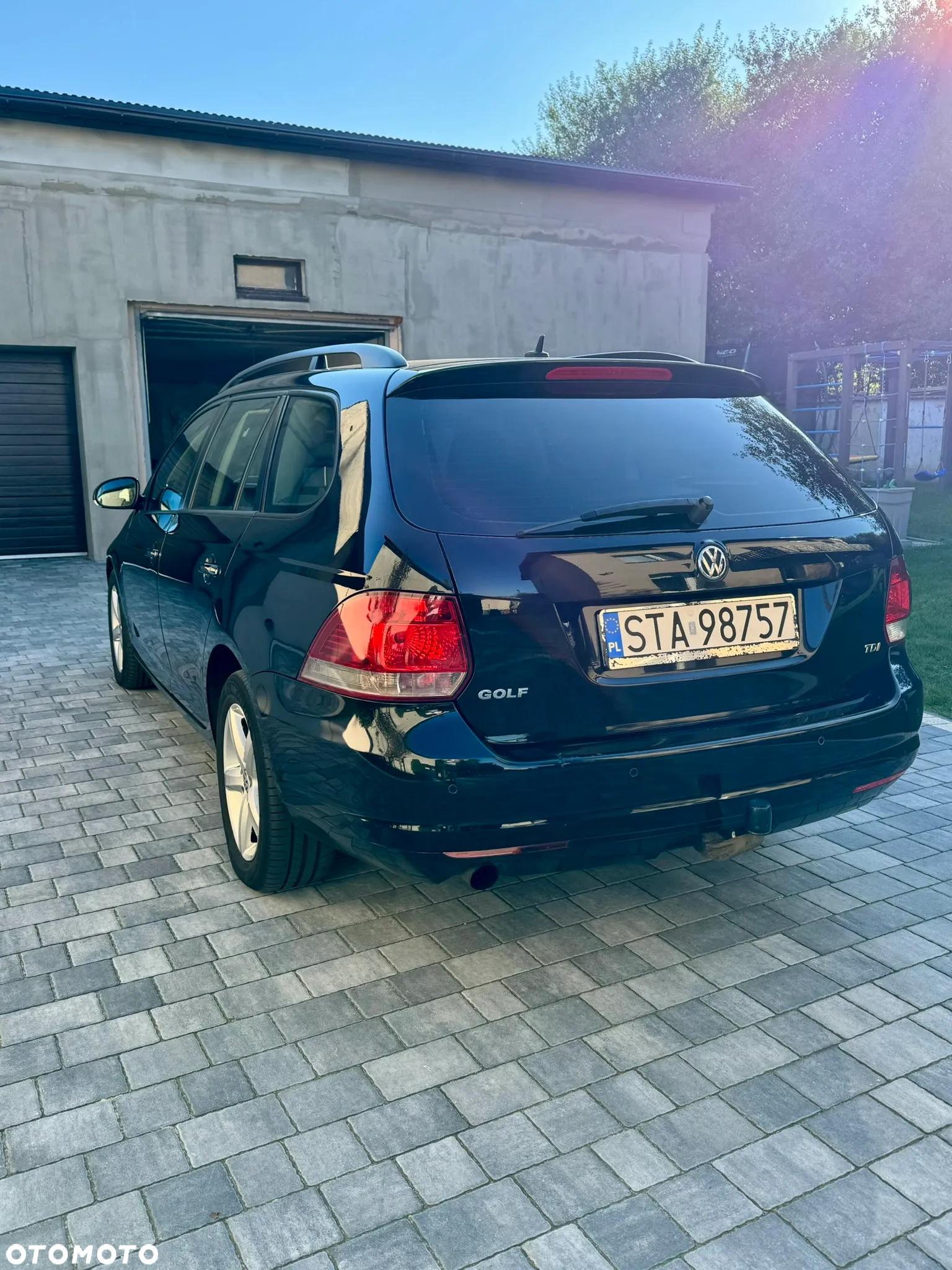 Volkswagen Golf - 6