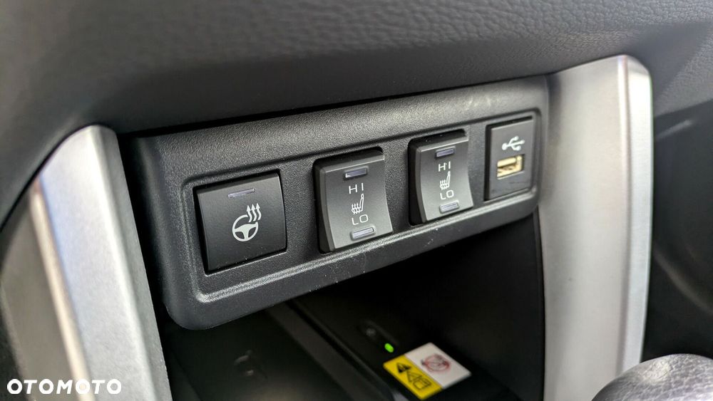 Toyota Corolla Cross 2.0 Hybrid Style - 17