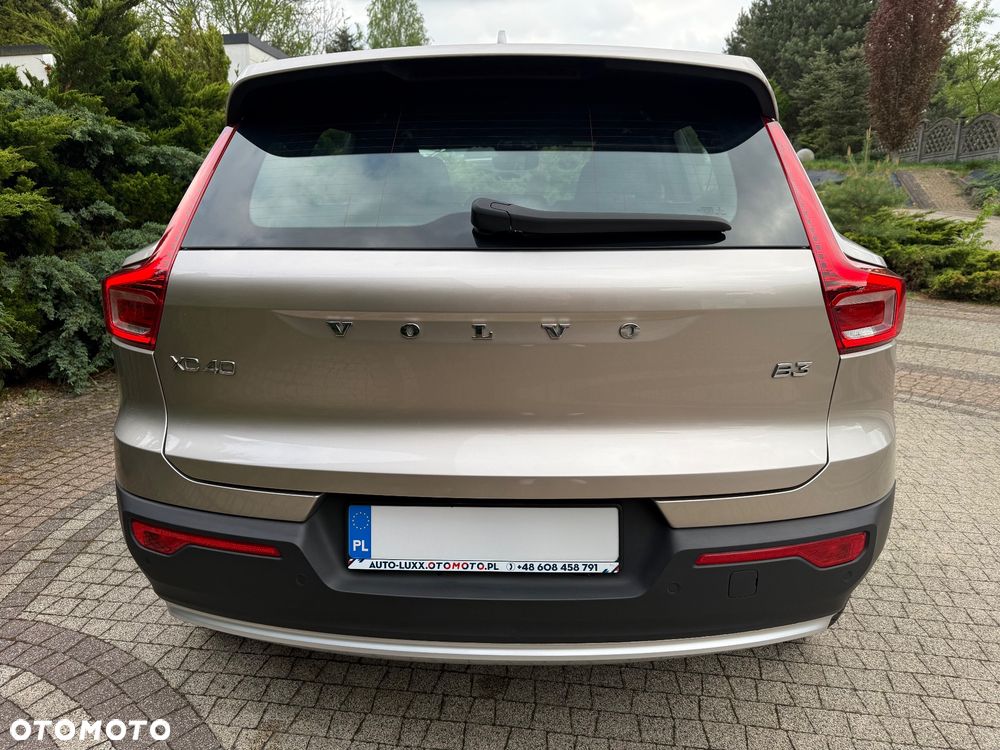 Volvo XC 40 B3 B DKG Plus Bright - 11