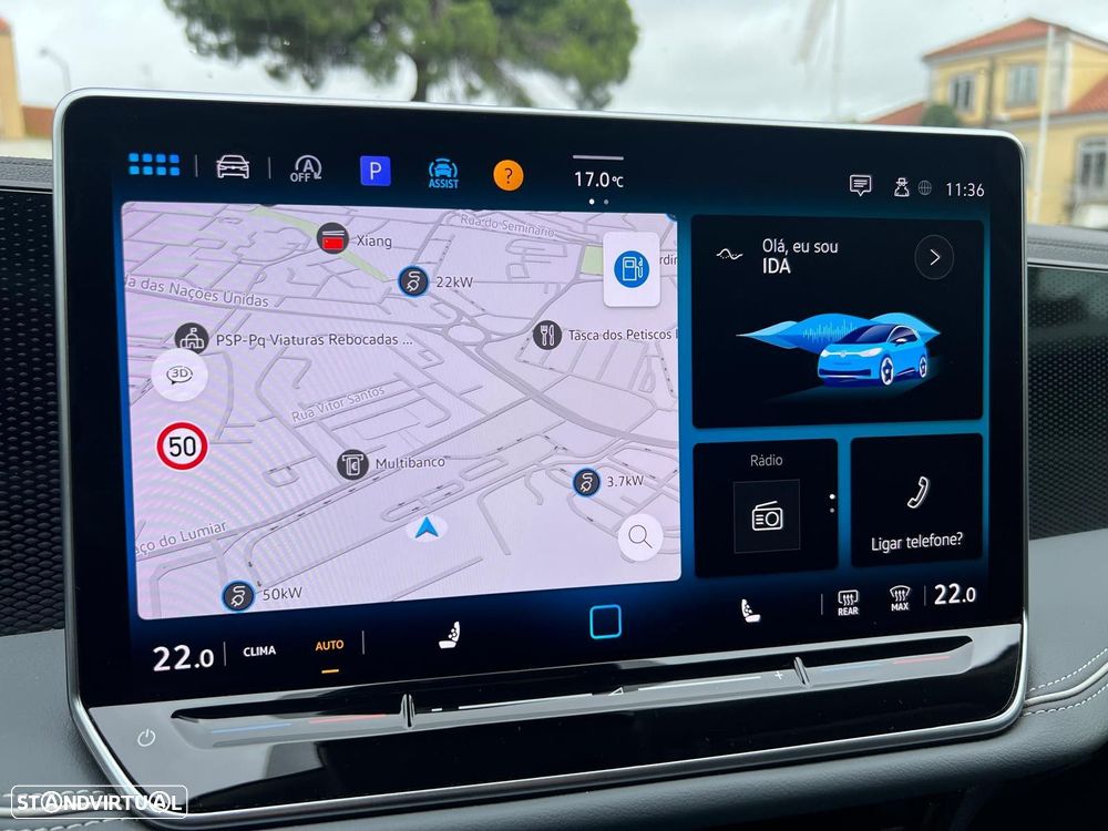 VW Passat Variant 2.0 TDi Business DSG - 25