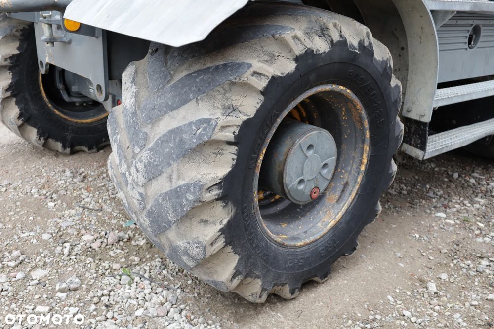 Koła R22.5 Nokian 600/50- 22.5 do koparki opony balony 20 płótna - 30