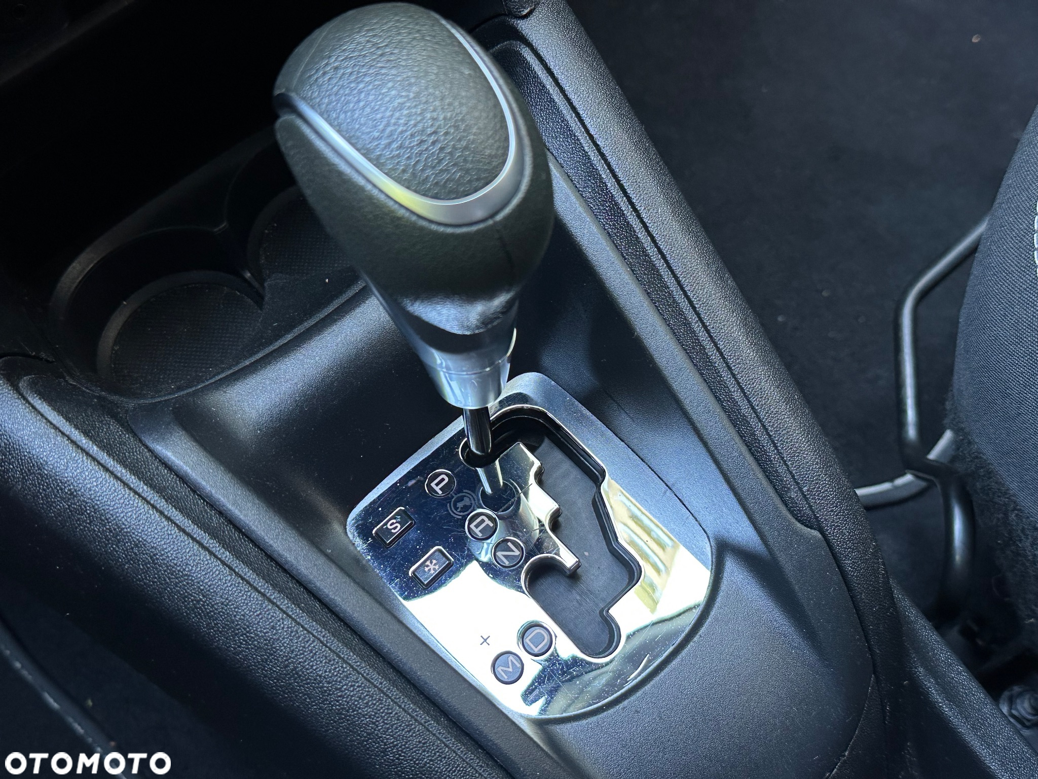 Peugeot 208 1.2 PureTech GPF Allure S&S EAT6 - 19