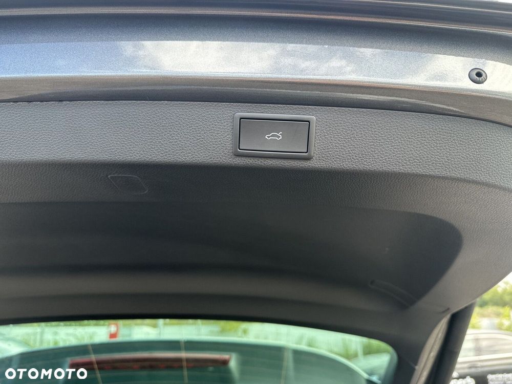Skoda Karoq 1.5 TSI ACT Sportline DSG - 27