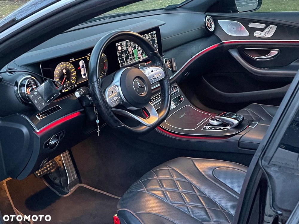 Mercedes-Benz CLS - 22