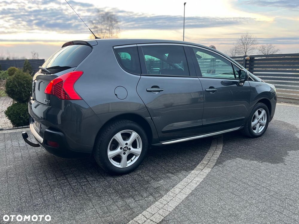 Peugeot 3008 HDi 150 Allure - 10