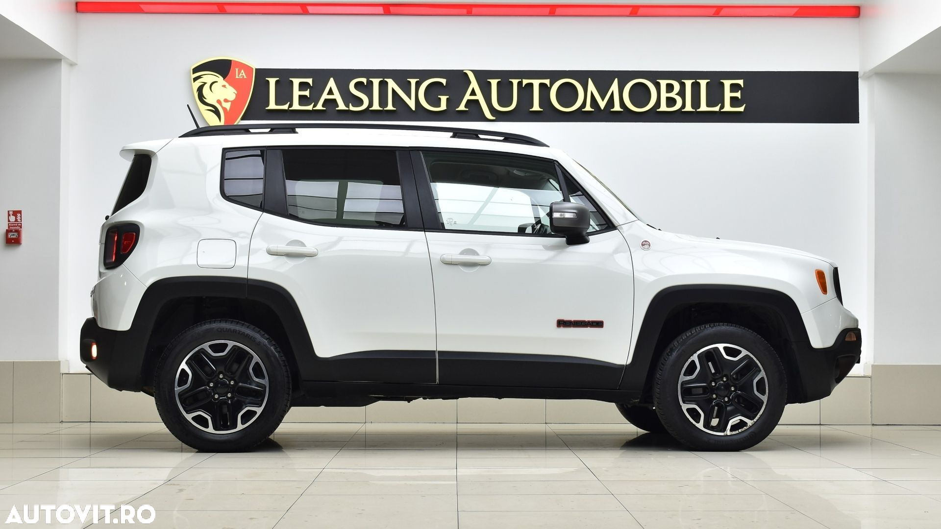 Jeep Renegade 2.0 M-Jet 4x4 AT Trailhawk - 8