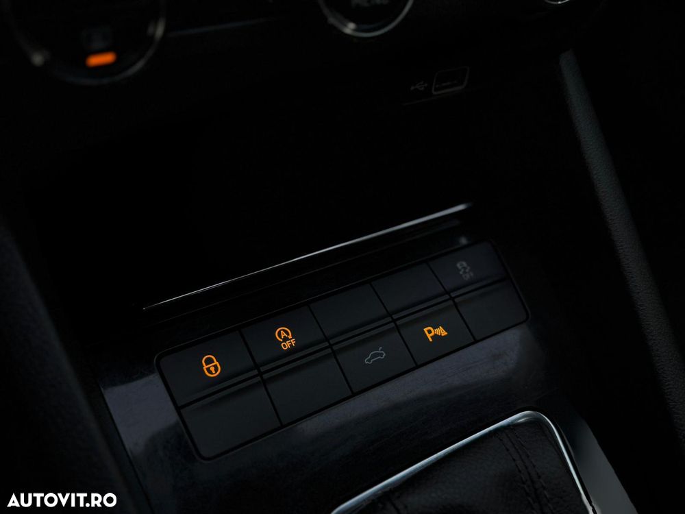 Skoda Octavia 2.0 TDI 4x4 DSG Ambition - 26