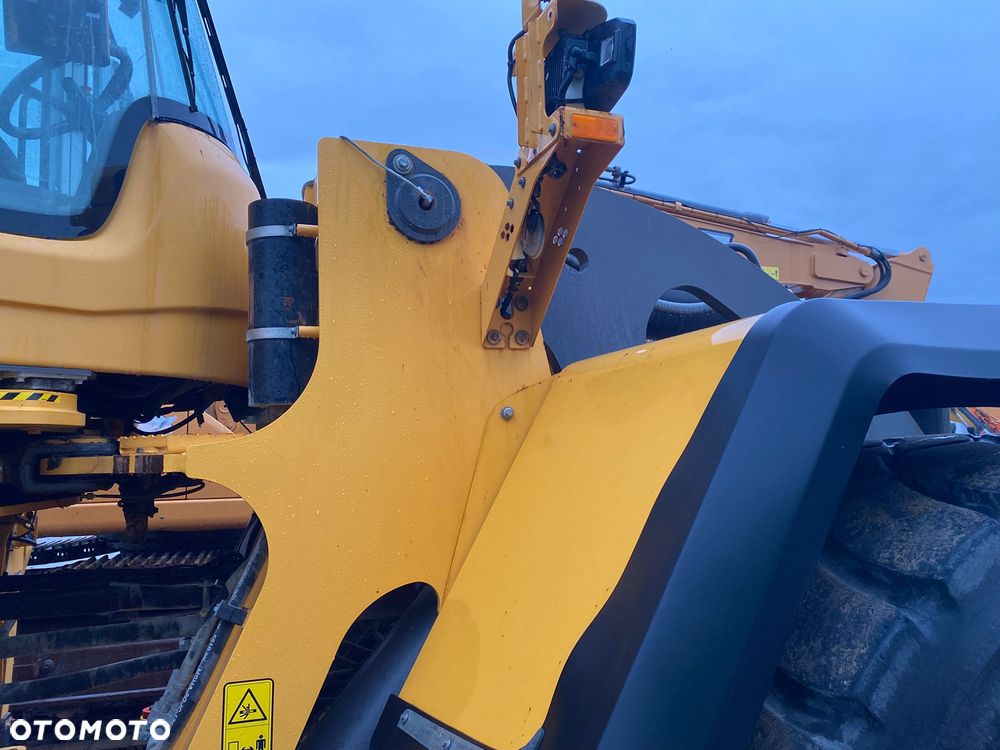 Volvo L260H 2018r - 19