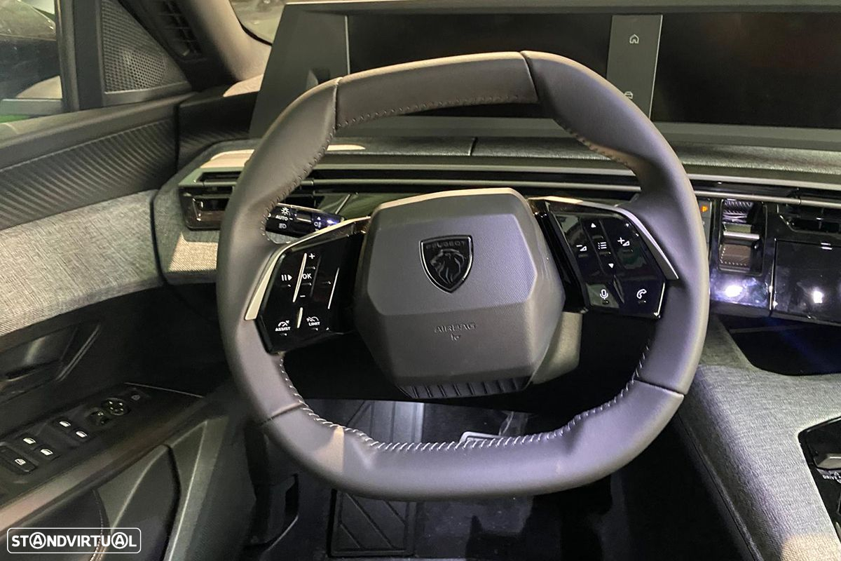 Peugeot 3008 1.2 Hybrid Allure e-DCS6 - 8