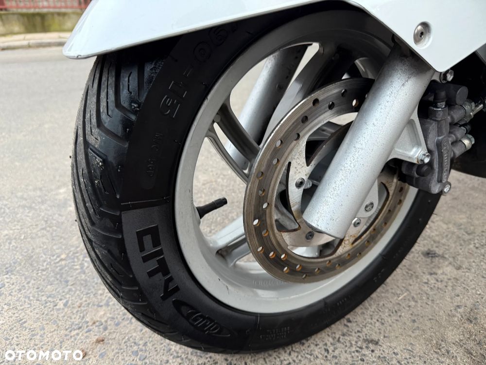 Aprilia Atlantic - 9