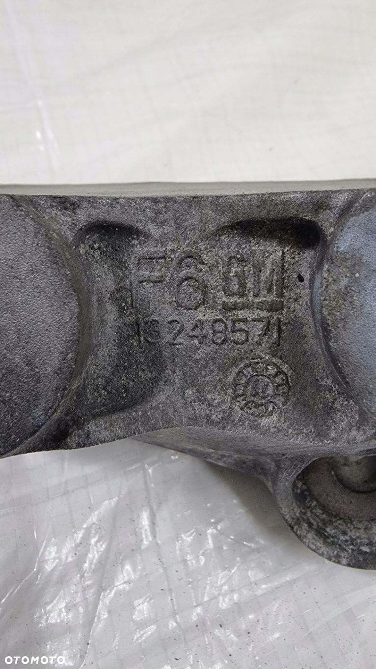 ŁAPA WSPORNIK SKRZYNI BIEGÓW OPEL INSIGNIA A 2.0 CDTI 13248571 - 4