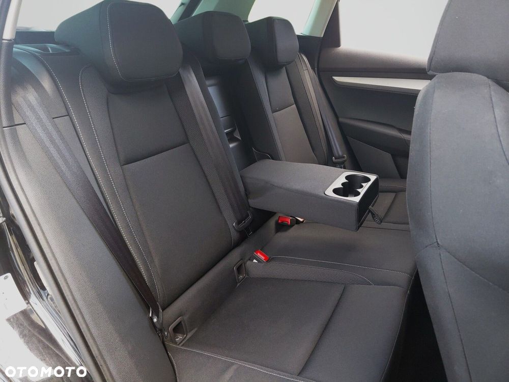 Skoda Karoq 1.5 TSI ACT Edition 130 DSG - 13
