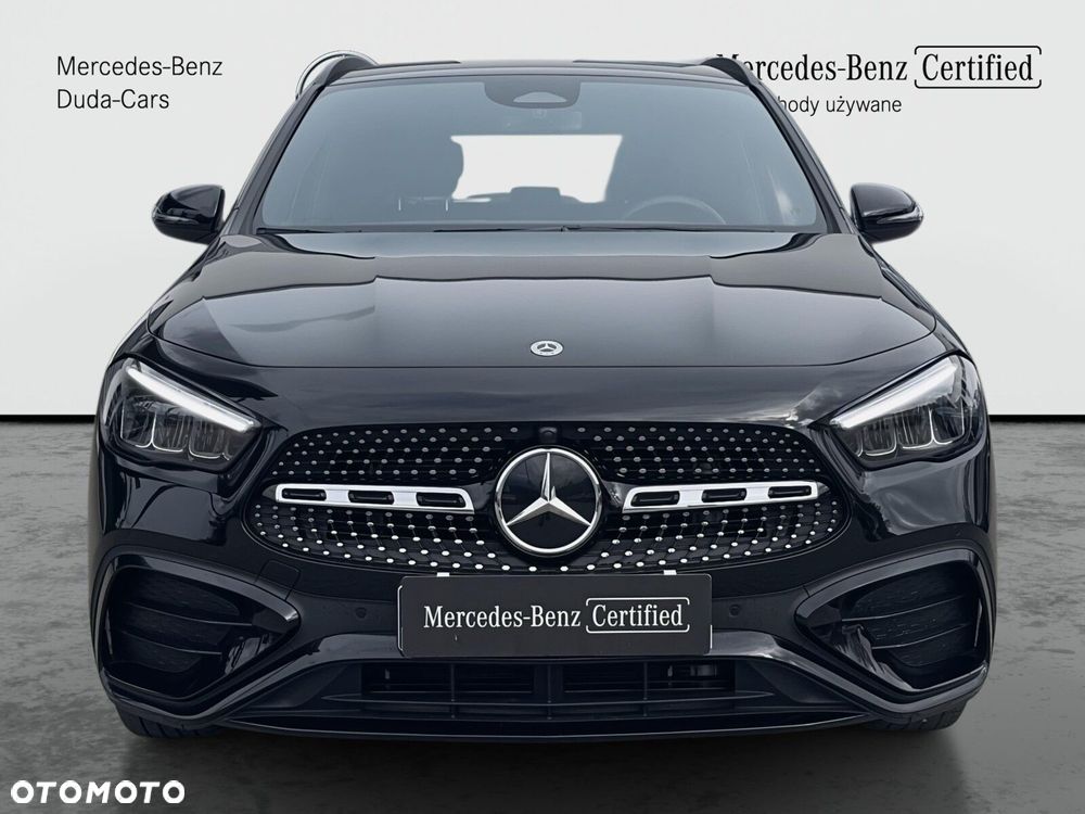 Mercedes-Benz GLA - 3