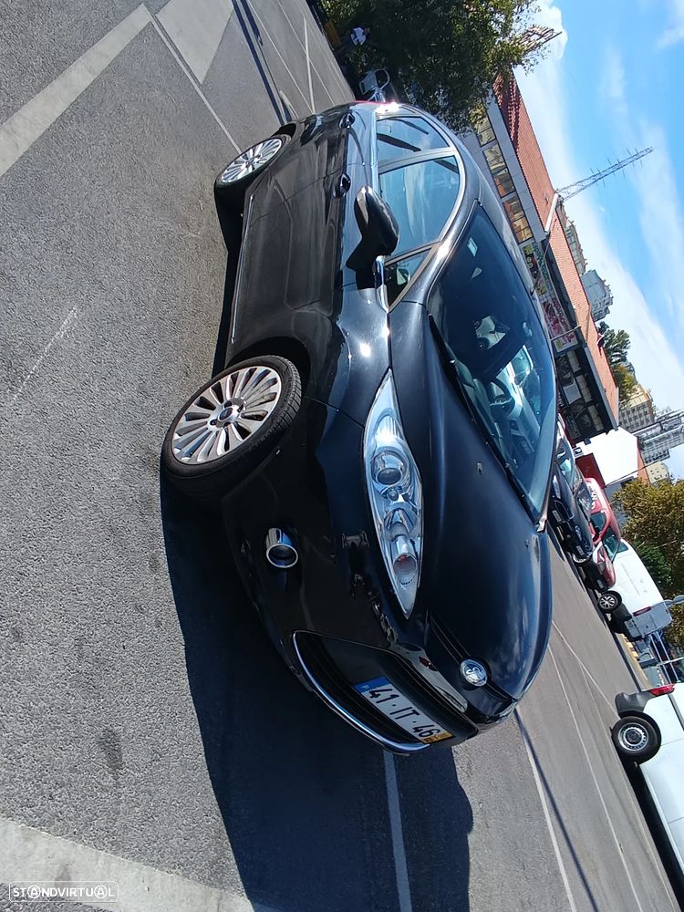 Ford Fiesta - 5