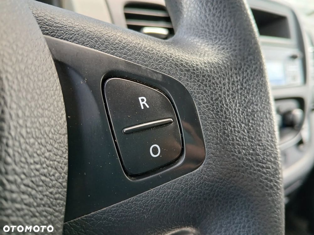 Renault TRAFIC - 17
