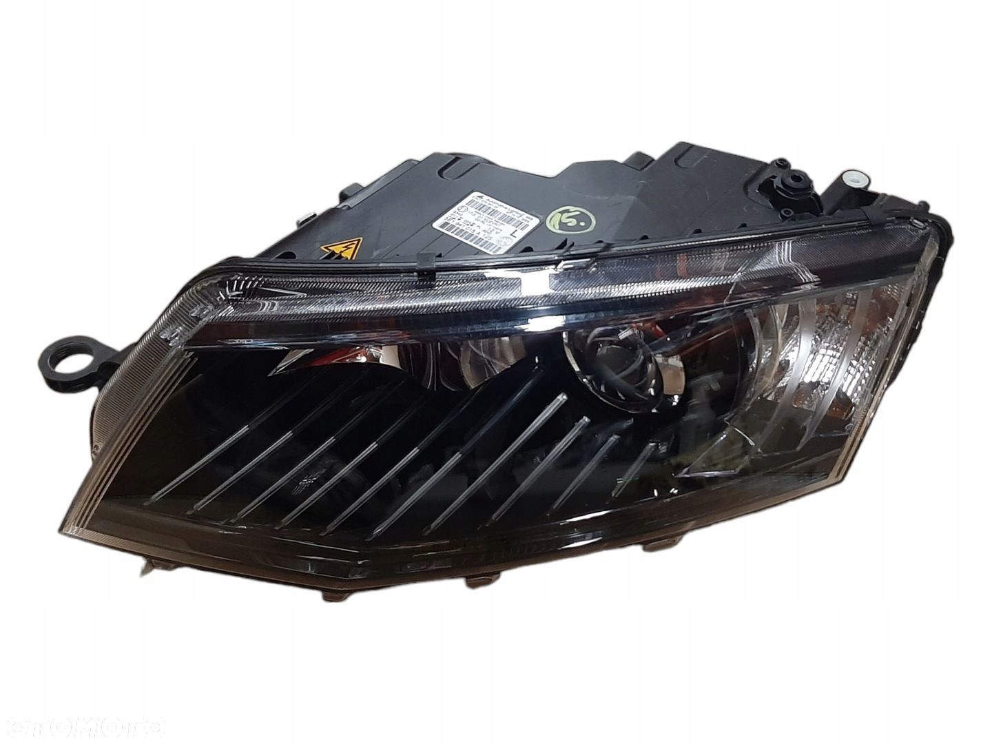 SKODA OCTAVIA 3 2014-2018 REFLEKTOR LAMPA LEWA XENON 5E1941015A - 1