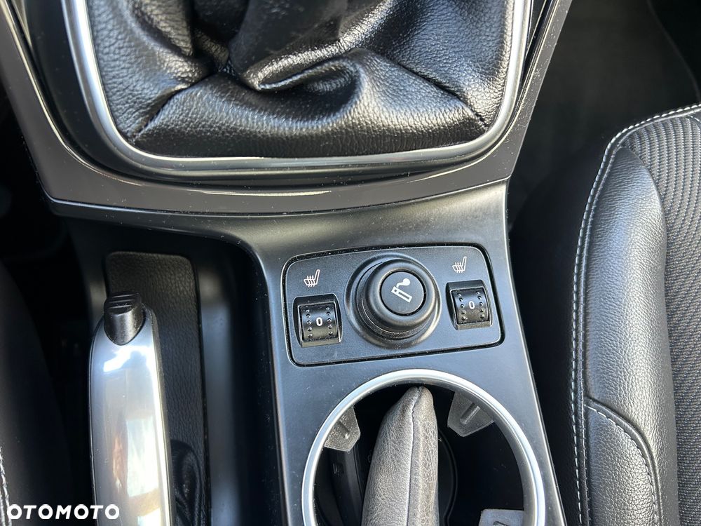 Ford Kuga 1.5 EcoBoost 2x4 Titanium - 19