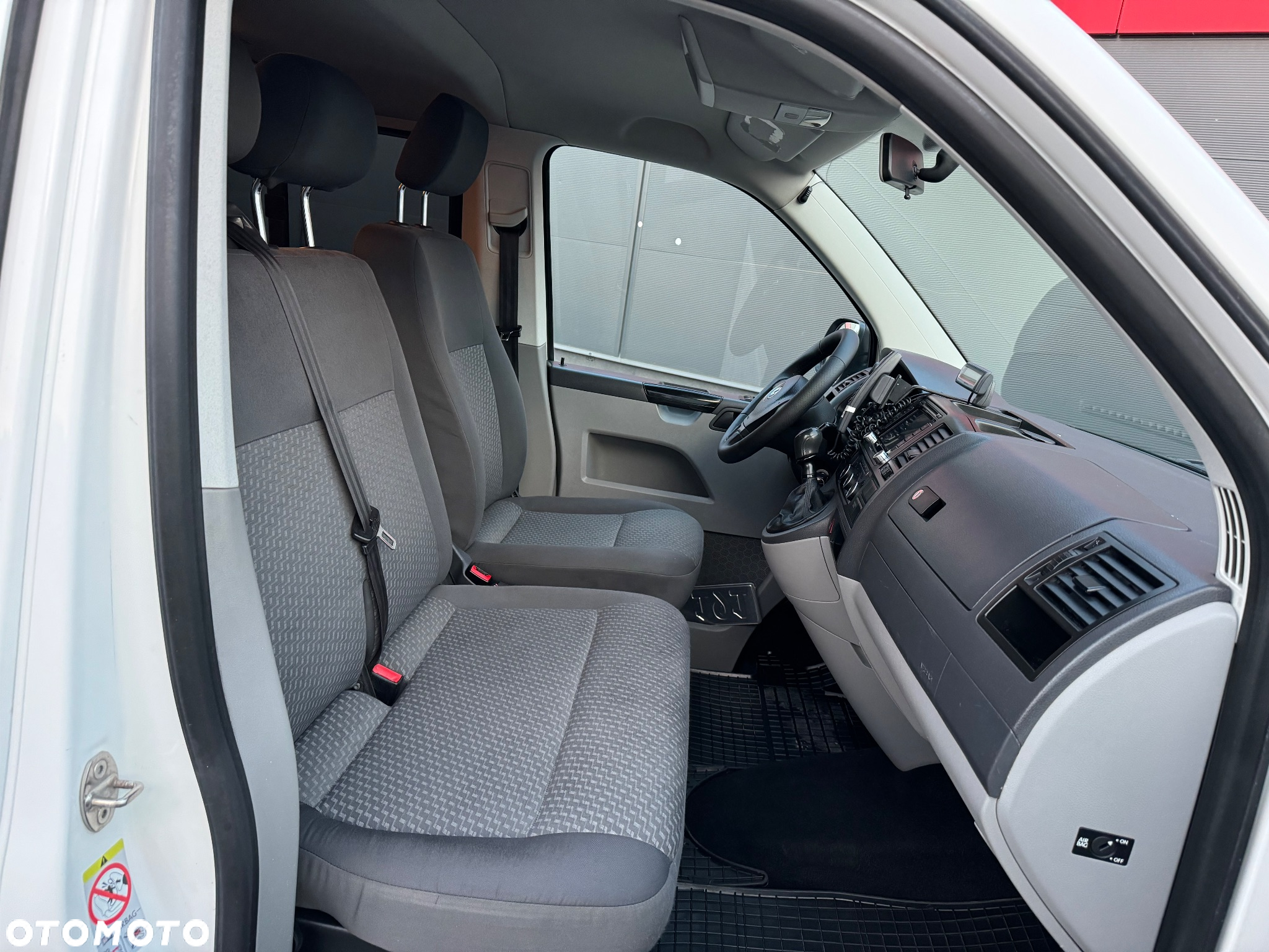Volkswagen Caravelle TDI L2 Trendline - 7