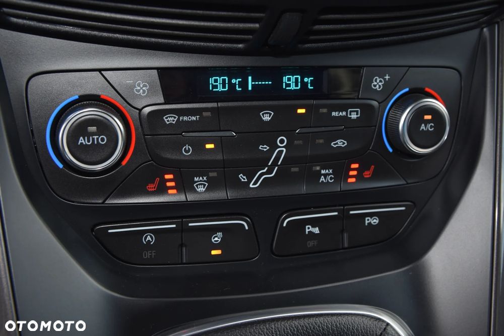 Ford C-MAX 1.0 EcoBoost Titanium ASS - 19