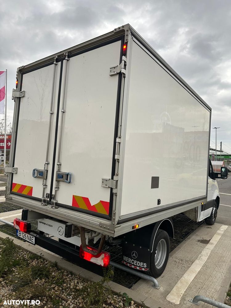 Mercedes-Benz Sprinter - 5