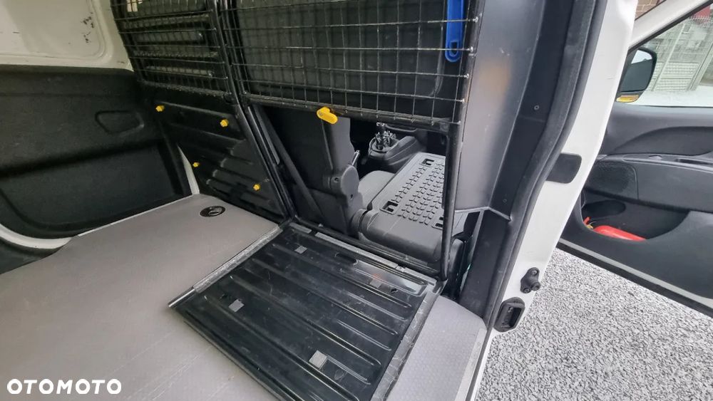 Fiat Doblo Maxi - 12