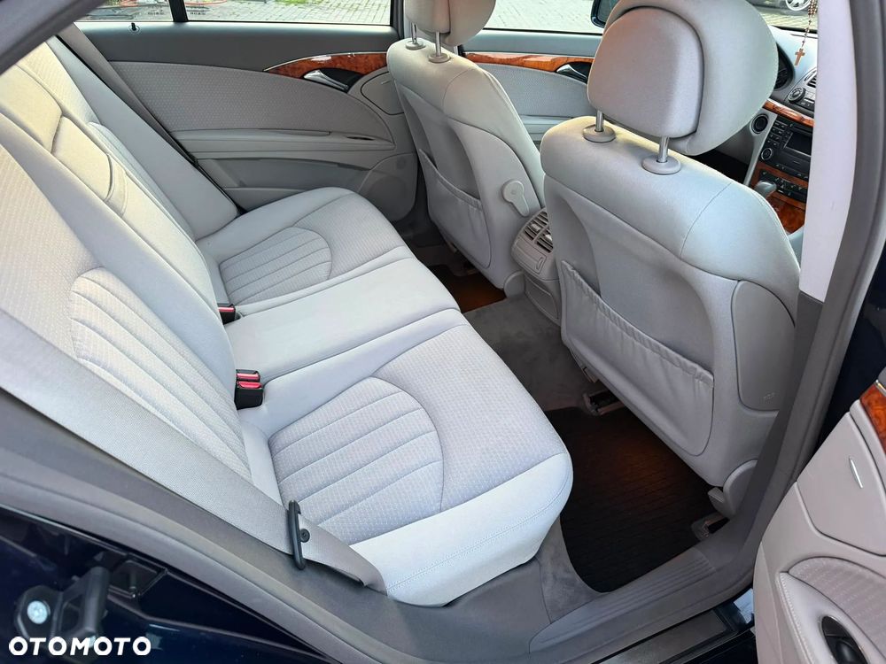 Mercedes-Benz Klasa E 200 Kompressor Automatik Elegance - 21