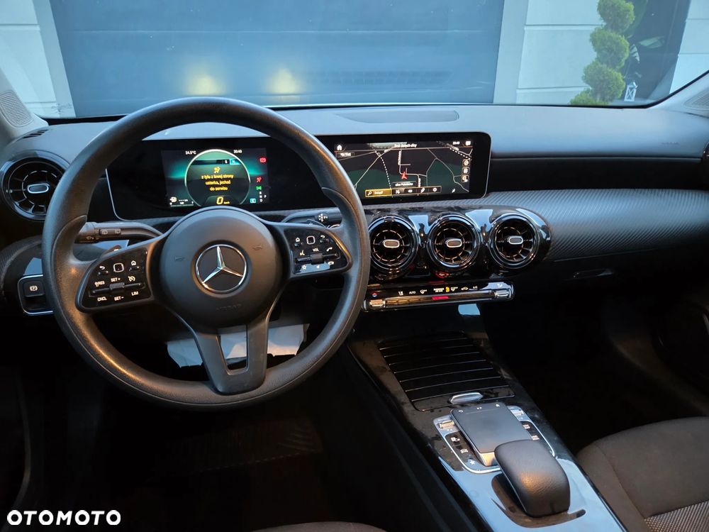 Mercedes-Benz Klasa A 180 d 7G-DCT Progressive - 17