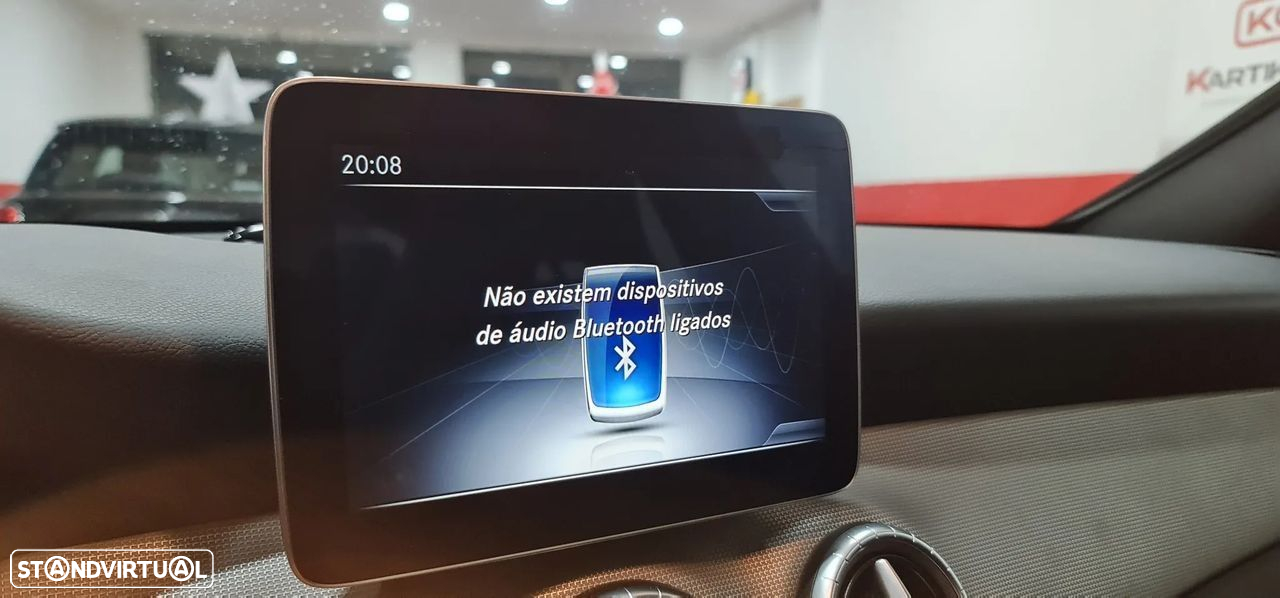 Mercedes-Benz CLA 180 - 30