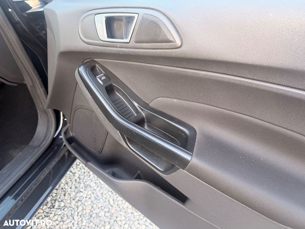 Ford Fiesta - 14