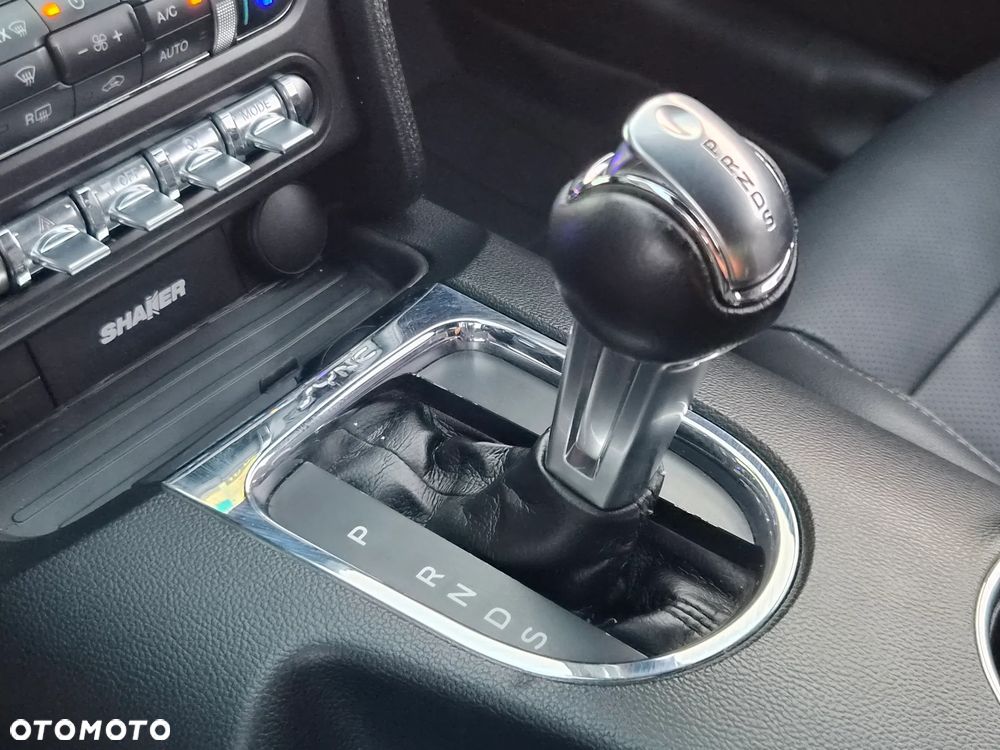Ford Mustang - 23