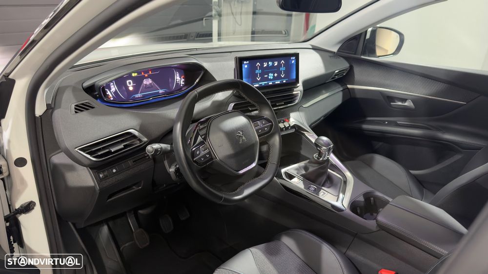 Peugeot 3008 1.2 PureTech Allure - 13