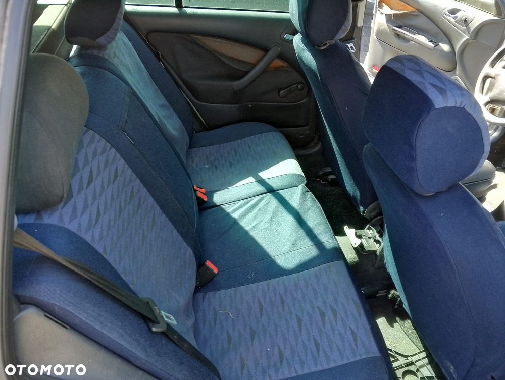 Skoda Octavia I FL (00-10r.) 1.9 TDI 110KM. Silnik ASV Skrzynia EGS lakier 9102 F7T L97A.Cały na części. GWARANCJA !!! Przód Tył Zestaw Komplet Drzwi Klapa Zderzak Błotnik Maska Grill Atrapa Szyba Pas Lampa Lusterko Boczki Fotel Kanapa Kokpit Deska Rozdzielcza Przełącznik Włącznik Sterownik Przewody Wiązka Instalacja Moduł Komputer Czujnik Listwa Pompa Alternator Wtryski Głowica Rozrusznik Kompresor Sprzęgło Dwumas Silnik Skrzynia ABS Klimatyzacji Paliwa Wspomagania Kolektor Turbina Przepustnica Zawór Chłodnica Koło Hak Belka Sanki Zawieszenie Mcpherson Półoś Amortyzator Wydech Tłumik Zacisk Most - 8