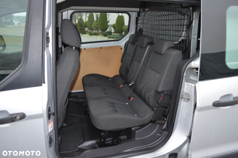 Ford Transit Connect - 10