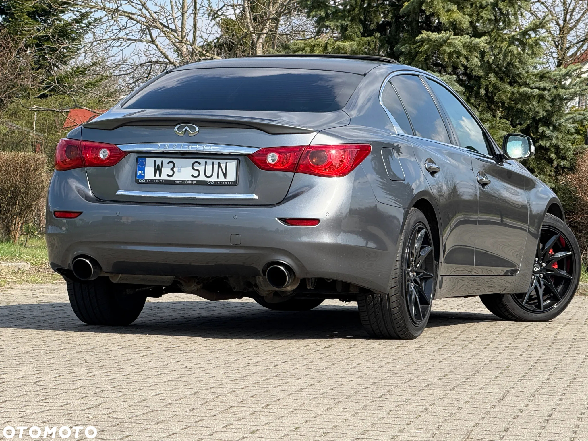 Infiniti Q50 2.0t Sport Sound Studio by Bose - 8