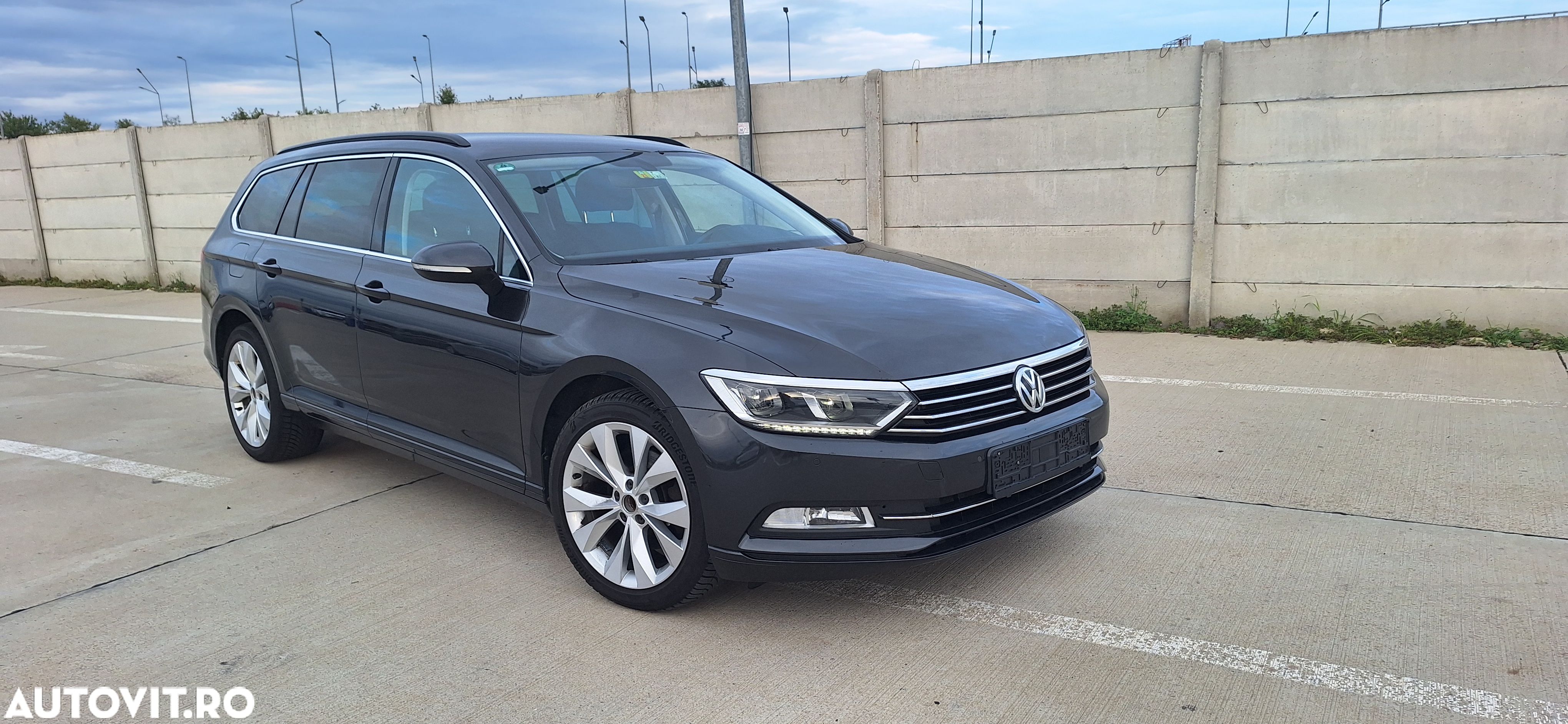 Volkswagen Passat Variant 2.0 TDI SCR DSG - 1