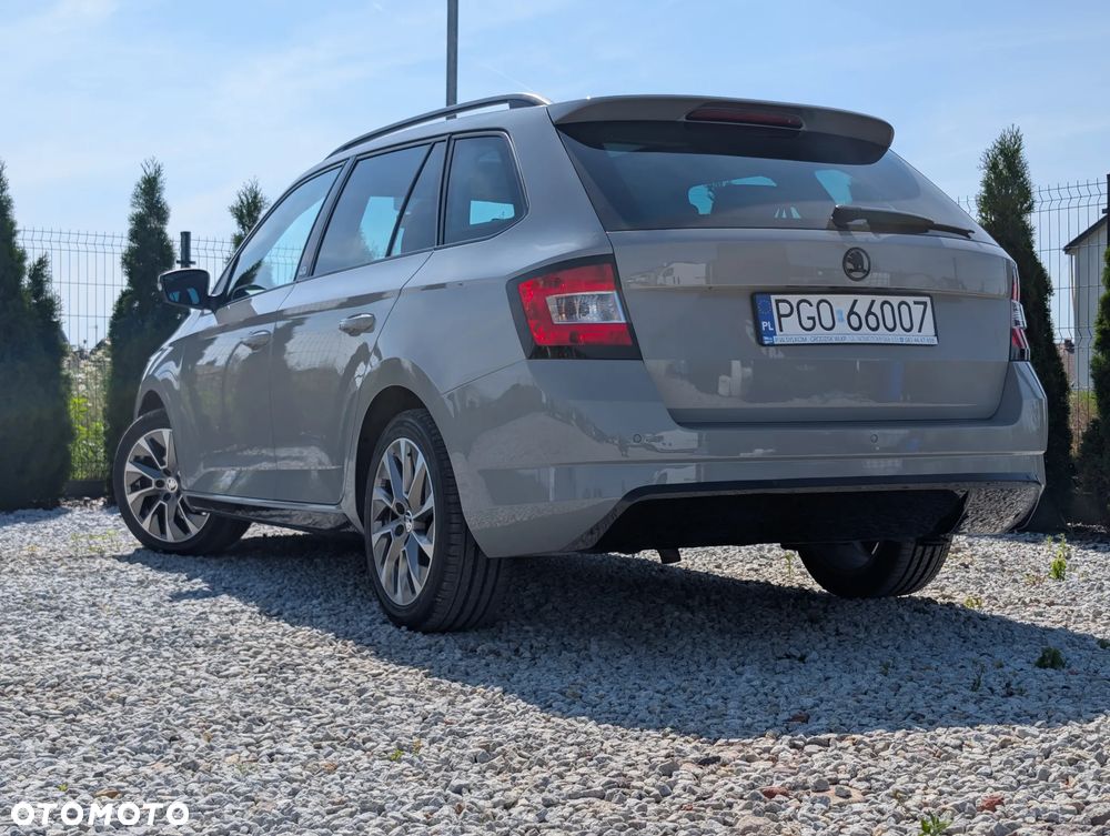 Skoda Fabia 1.2 TSI Monte Carlo - 11