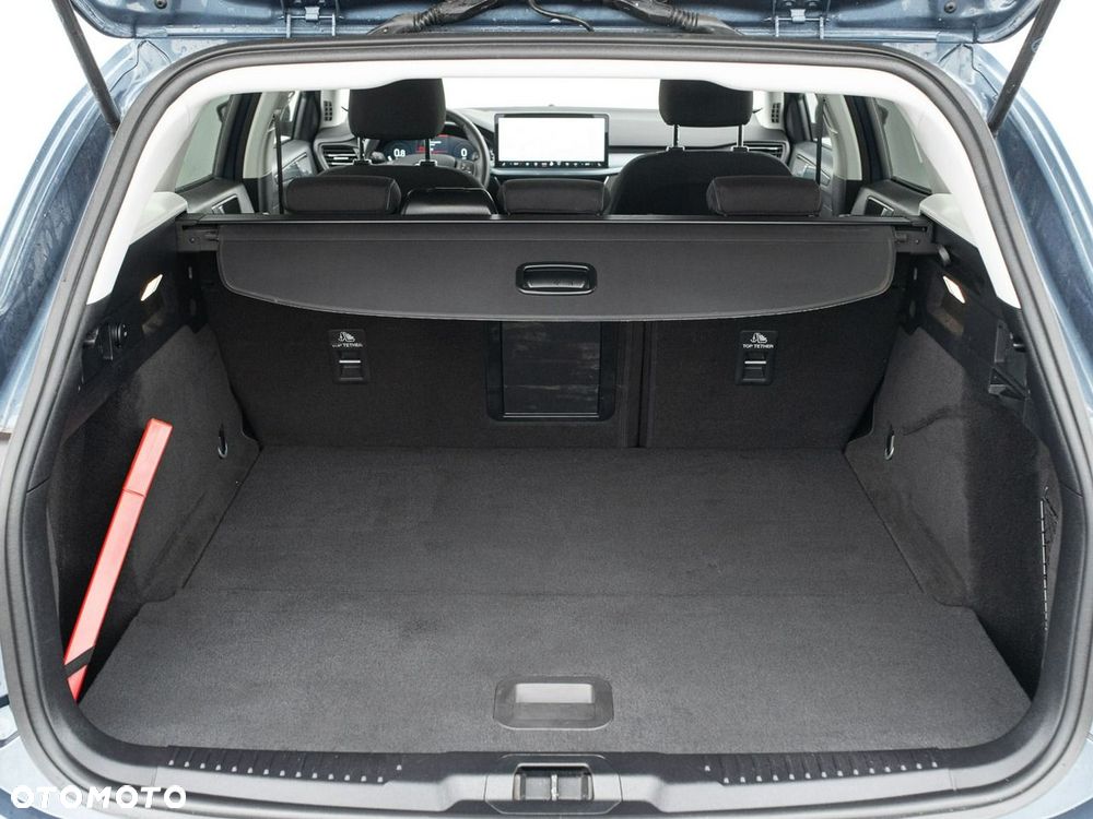 Ford Focus 1.0 EcoBoost Hybrid ACTIVE X - 27