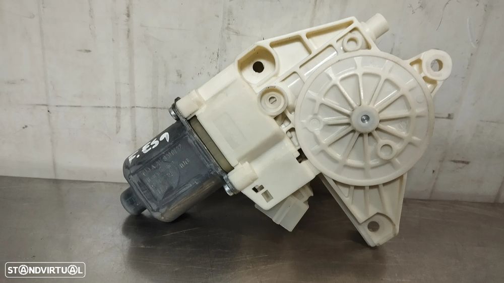 MOTOR ELETRICO DO VIDRO MERCEDES CLASSE C W204 S204 - FRENTE ESQUERDO / DIREITO / TRAS ESQ / TRAS DTO A2048200142 A2048200242 A2048200542 A2048200642 - 2