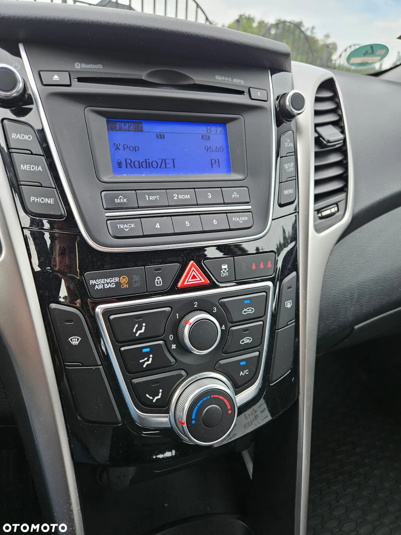 Hyundai i30 1.4 Trend - 12