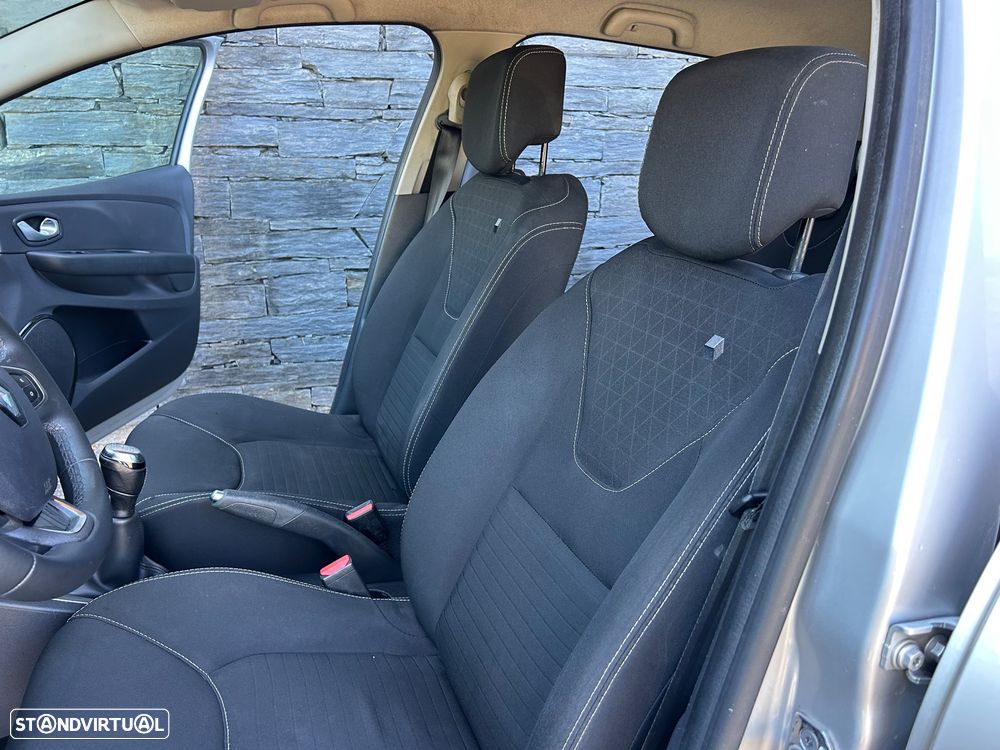 Renault Clio 1.5 dCi Limited EDition - 10