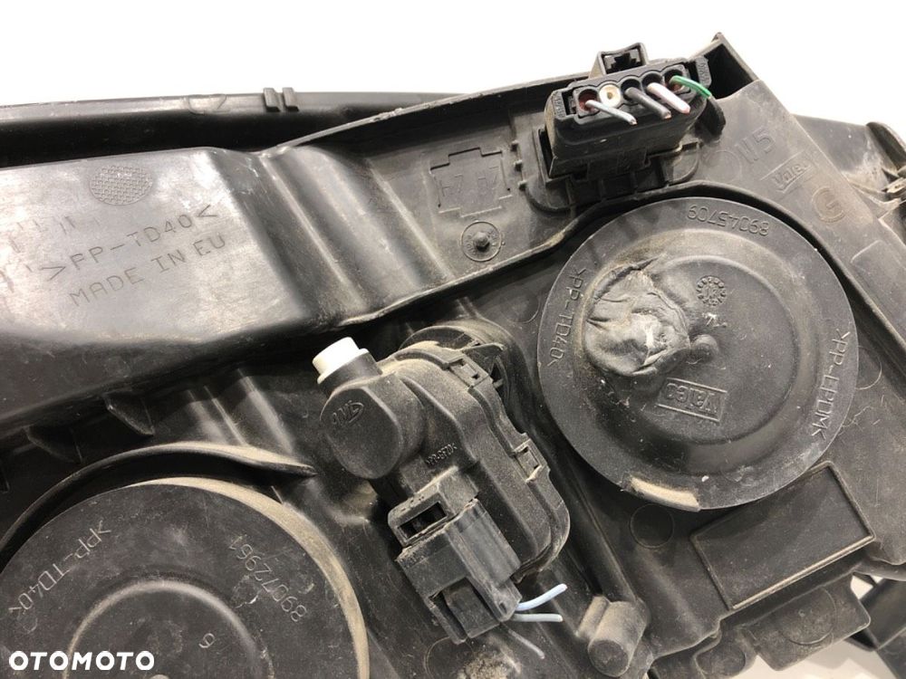 REFLEKTOR LEWY PRZÓD  RENAULT SCÉNIC III (JZ0/1_) 2008 - 2022 1.6 dCi (JZ00, JZ12) 96 kW [130 KM] - 8