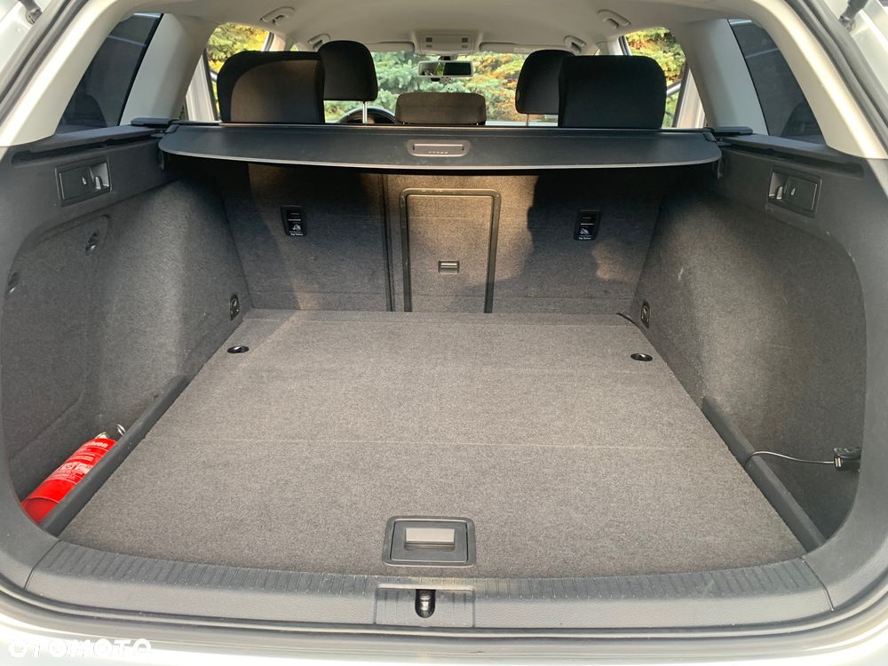 Volkswagen Golf 1.6 TDI BMT Comfortline - 20