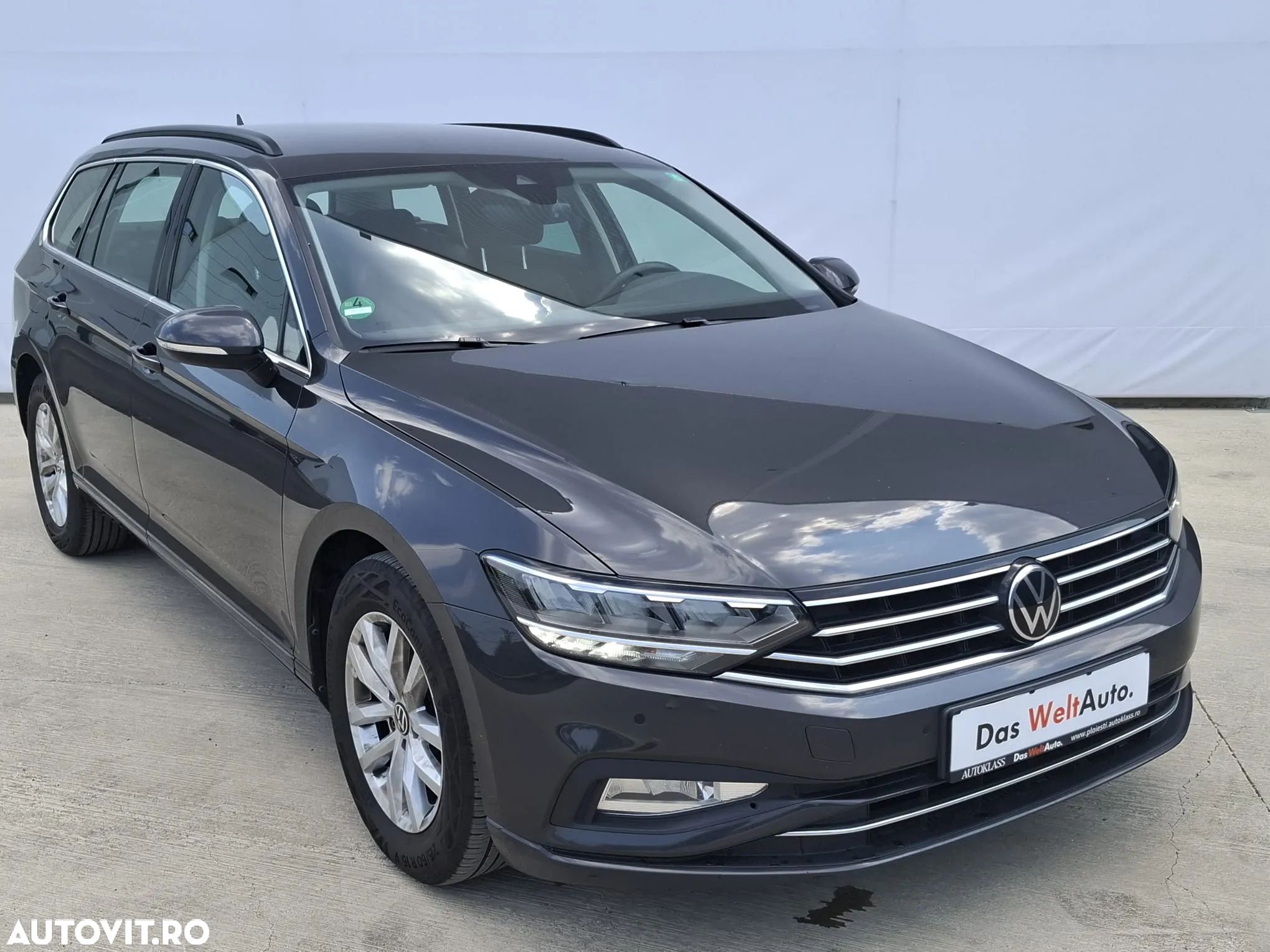 Volkswagen Passat 2.0 TDI SCR DSG Business - 1