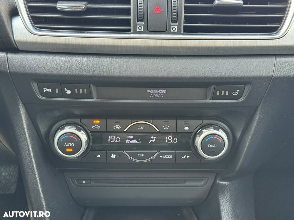 Mazda 3 G120 Revolution Top - 19