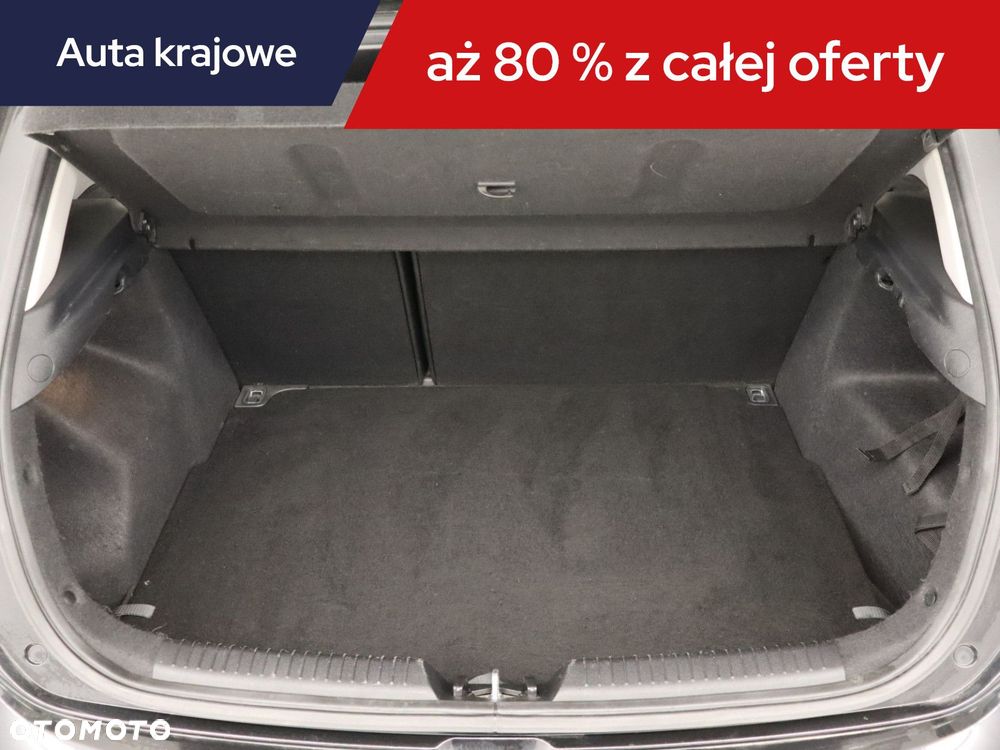 Kia Ceed - 16