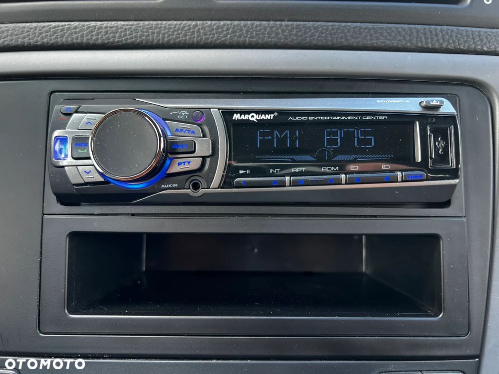 Volvo V70 2.4 Kinetic - 18