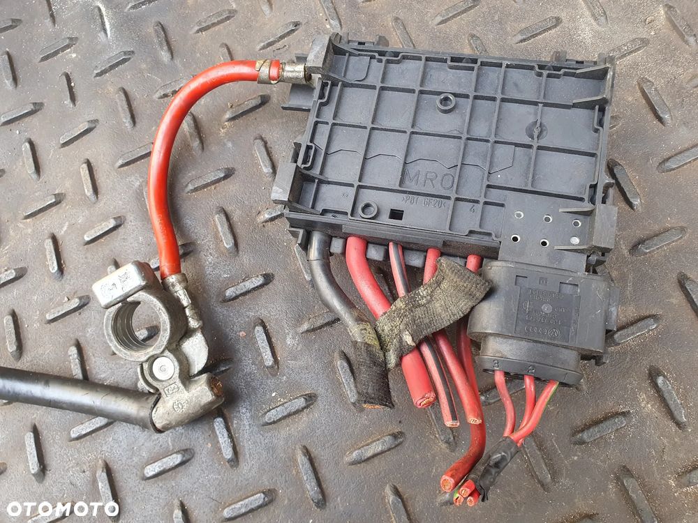 SKRZYNKA BEZPIECZNIKÓW 1J0937550AB VW AUDI SEAT SKODA GOLF IV BORA LUPO POSIADAM 3 SZT - 7