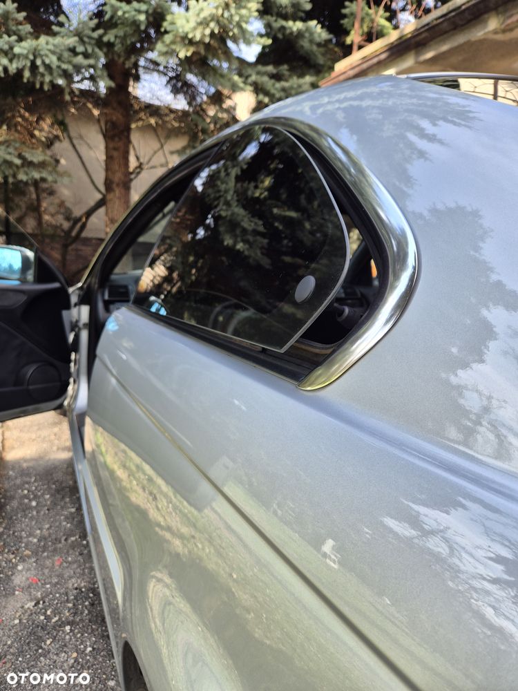 BMW Seria 3 328i - 12